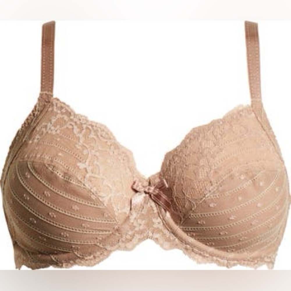 Chantelle Rive Gauche | Lace Underwire Bra | Nude Tan | 32D